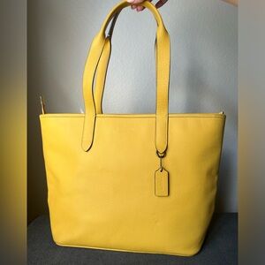 SOLD Coach Sullivan Tote Pebbled Leather Mustard Yellow